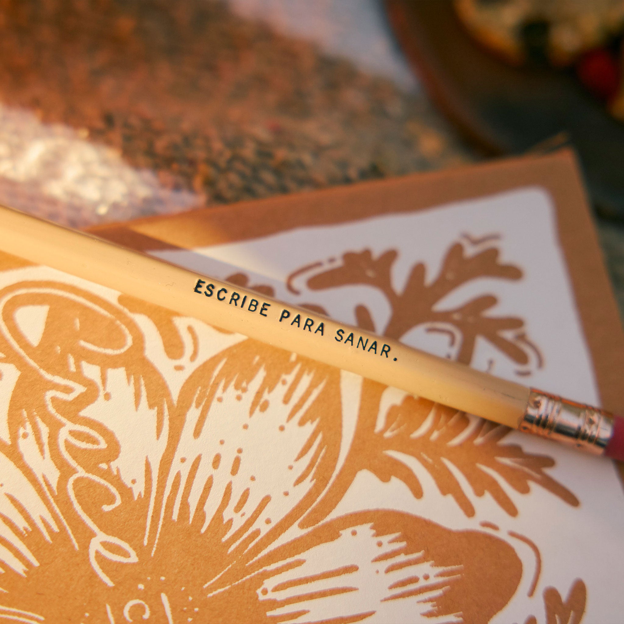 Crece Con Amor | Journal + Pencil