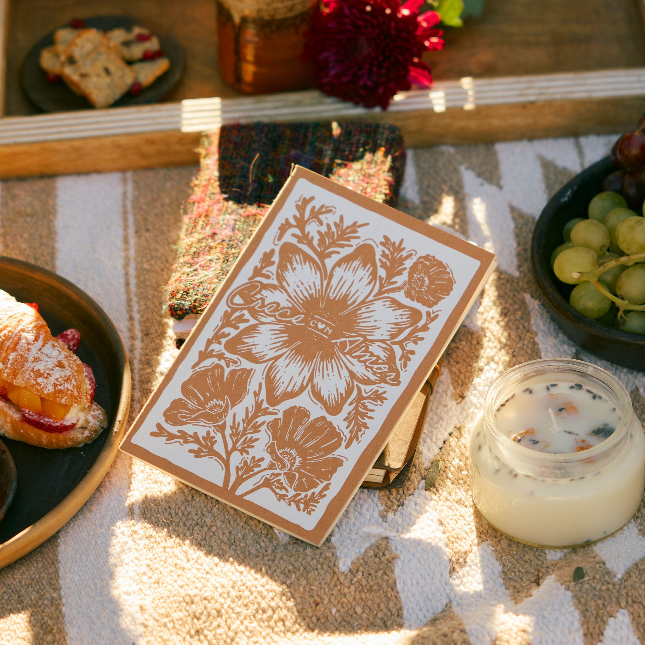 Crece Con Amor | Journal + Pencil